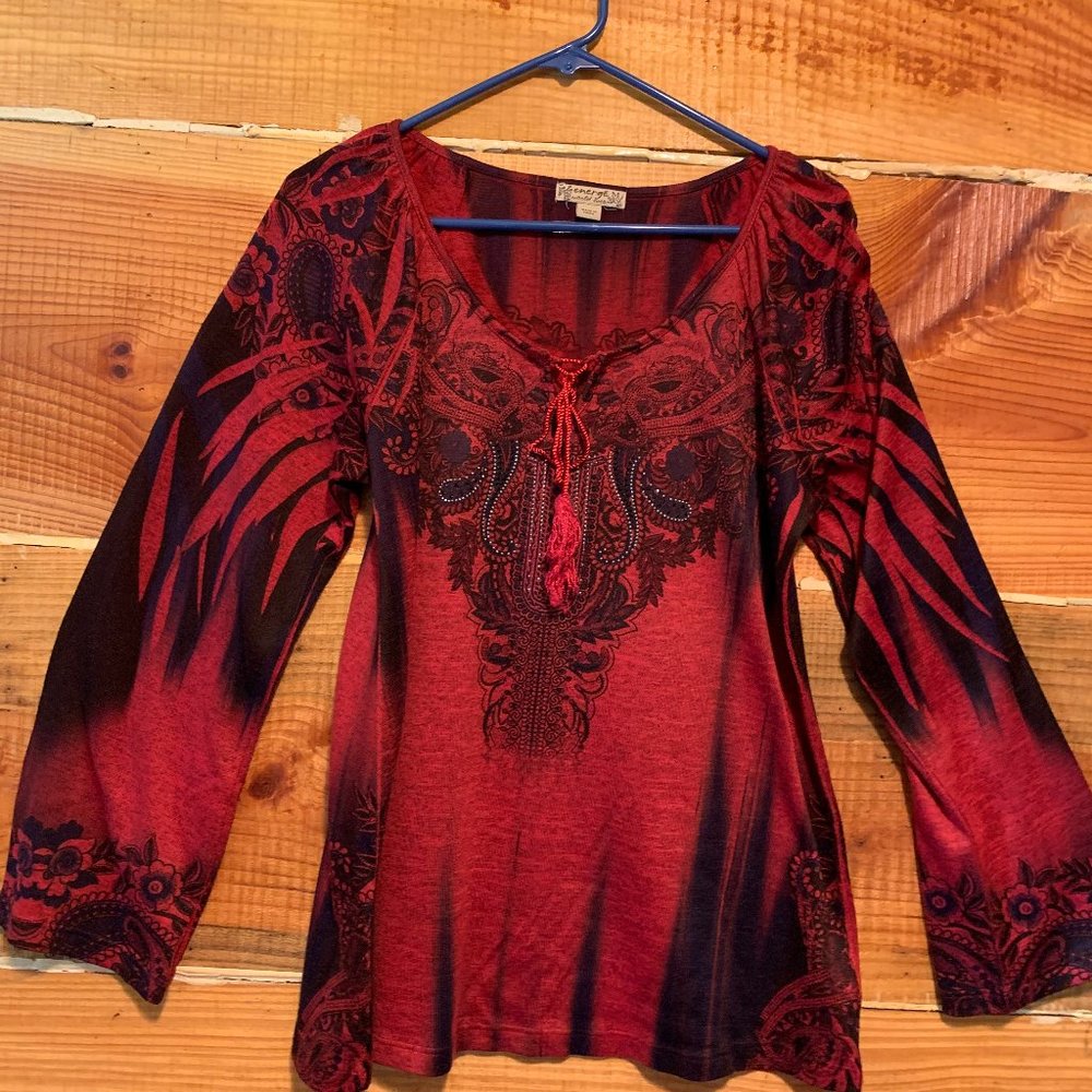 Comfy shirt with sparkles